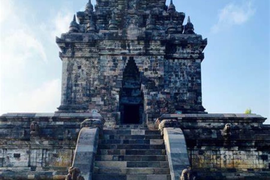 2 Days 1 Night: Temple and Palace