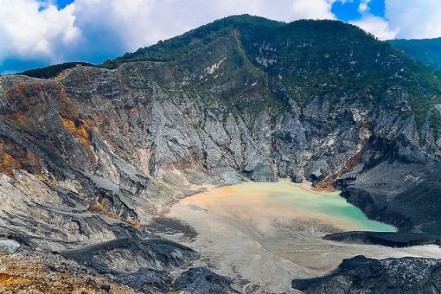 Full Day Bandung Volcano